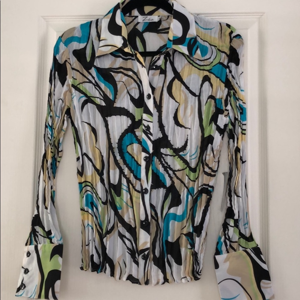 MODERN DESIGN CRINKLED SHEER BUTTON DOWN SHIRT